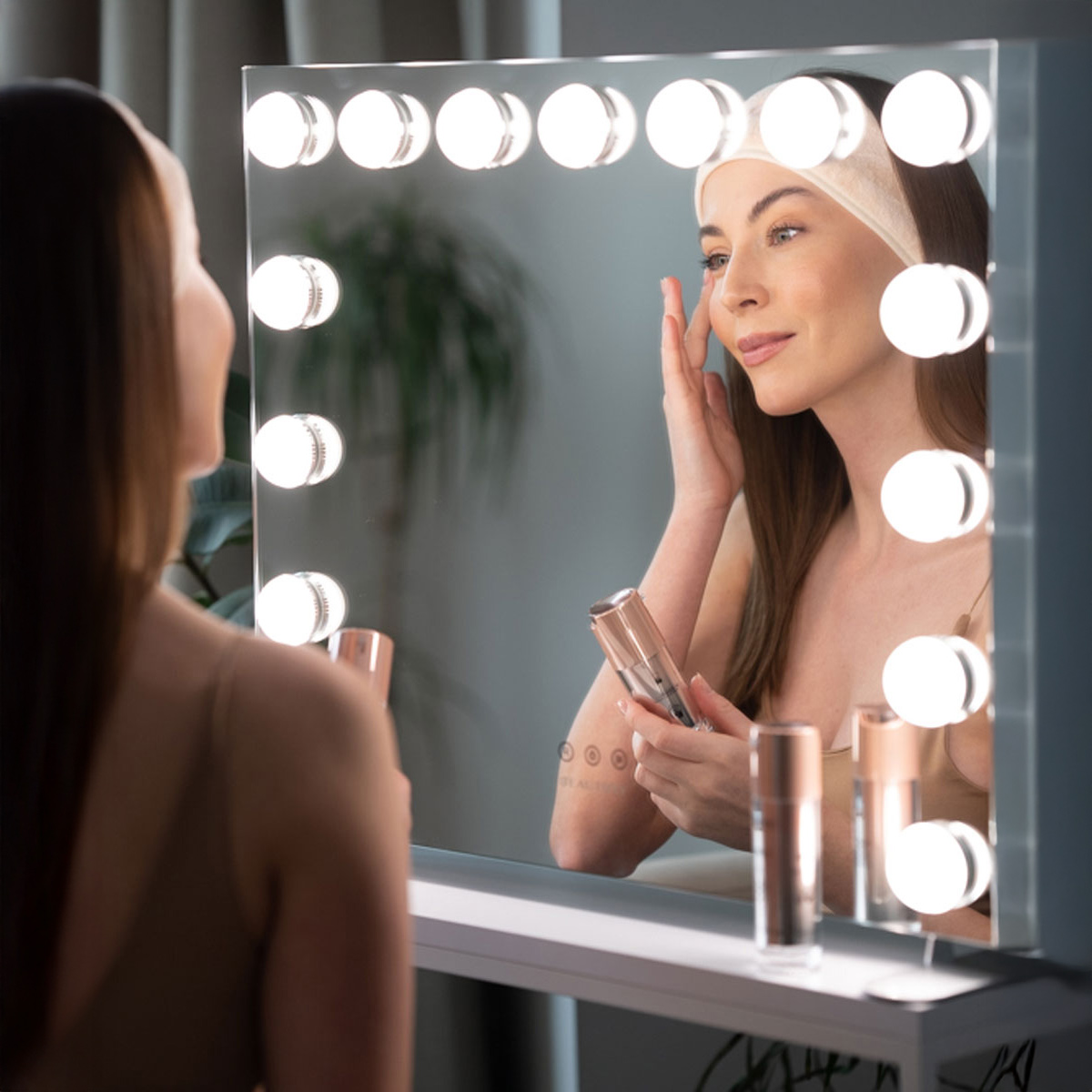 Visage LED Vanity Mirror podświetlane lusterko do makijażu, lustro z regulacją światła LED - obrazek 6
